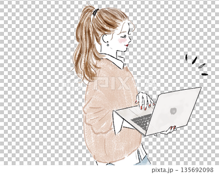 パソコンを使う女性 135692098