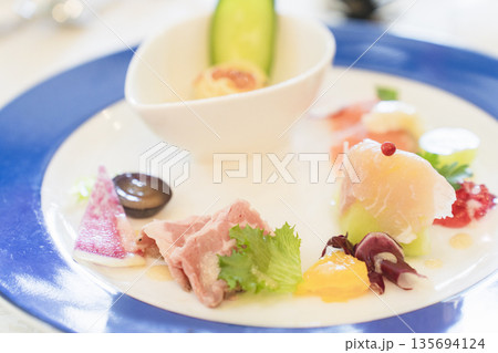 空の庭ウエディング 披露宴 前菜プレート 空の庭ウエディング 披露宴 前菜プレート 135694124