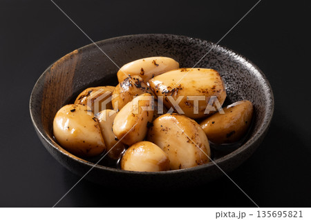 直火焼き　生にんにく 135695821