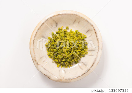 ［イラン産］スーパーグリーンピスタチオ　砕き 135697533