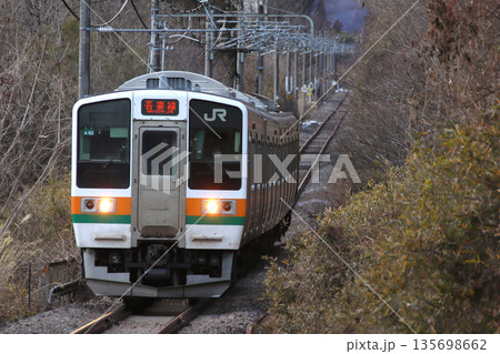 吾妻線211系電車(4両編成:高崎-渋川⇔大前) 吾妻線211系電車(4両編成:高崎-渋川⇔大前) 135698662