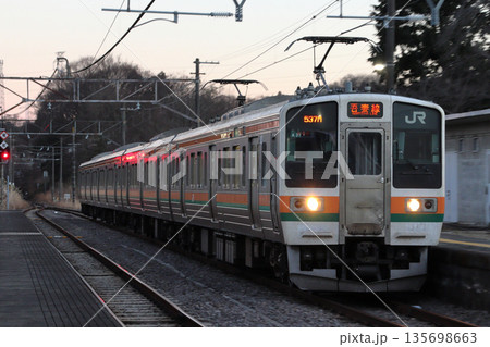 吾妻線211系電車(4両編成:高崎-渋川⇔大前) 吾妻線211系電車(4両編成:高崎-渋川⇔大前) 135698663
