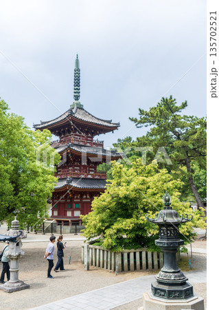 加古川の鶴林寺 135702521
