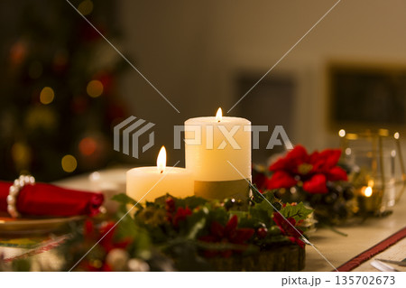 クリスマステーブルコーディネート クリスマステーブルコーディネート 135702673