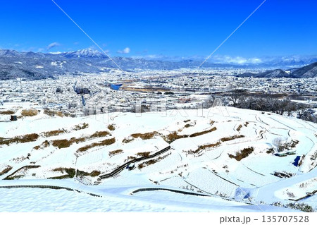冬の姨捨の棚田 冬の姨捨の棚田 135707528
