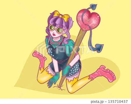 ハートの時計と座っている女の子　黄色背景　黄色ハート 135710437