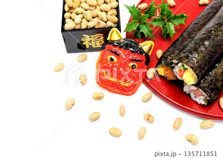 節分 赤鬼と恵方巻の写真素材 [135711851] - PIXTA