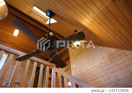 ログハウス 135713956