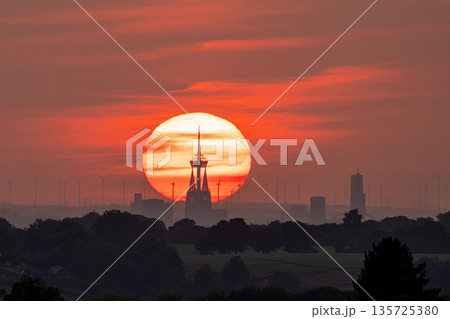 Cologne against sunset, North Rhine Westphalia, Germany Cologne against sunset, North Rhine Westphalia, Germany 135725380