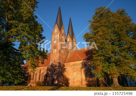 Sunrise, Neuruppin, Brandenburg, Germany Sunrise, Neuruppin, Brandenburg, Germany 135725496