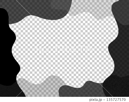有機的抽象的な黒の粒状フレーム背景コピー用スペース付き  135727570