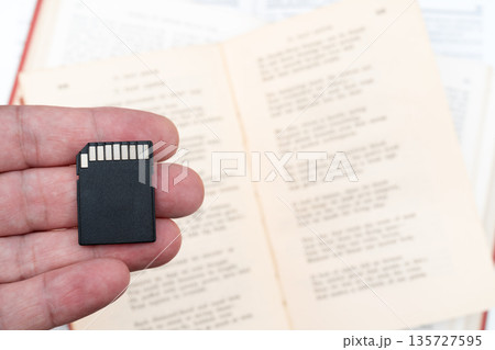 Memory cards for gadgets. Modern storage devices. Digital recording of information. 135727595