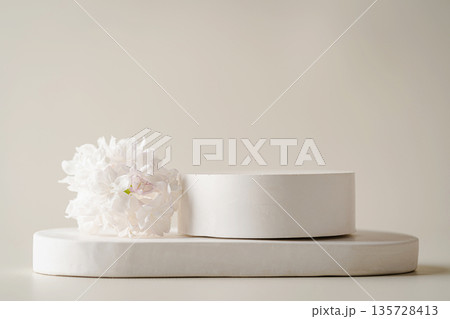 Geometric empty podium 135728413