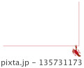 ザリガニがワンポイントのフレームイラスト 135731173