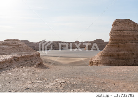 敦煌ヤルダン国家地質公園 135732792