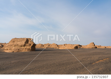 敦煌ヤルダン国家地質公園 135732807