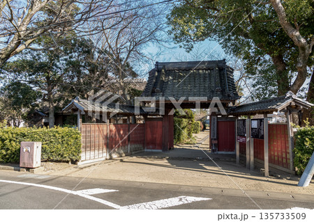 江戸時代の麻生藩家老、畑家の武家屋敷記念館赤門【正門】 江戸時代の麻生藩家老、畑家の武家屋敷記念館赤門【正門】 135733509