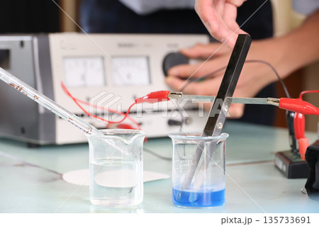 理科実験 135733691