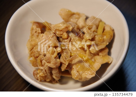 豚肉の生姜焼き 135734479