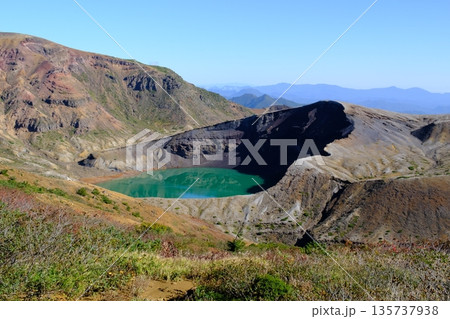 蔵王の御釜 宮城県 蔵王の御釜 宮城県 135737938