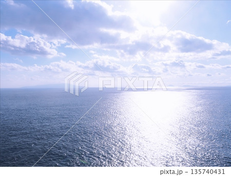 伊豆の海 朝焼け 伊豆の海 朝焼け 135740431
