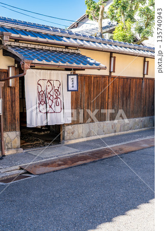 京都西陣　生間流式庖丁・有職料理の老舗料亭　萬亀樓（江戸享保七年創業）京料理の歴史を今に伝える 135740943