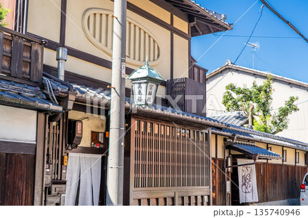 京都西陣 生間流式庖丁・有職料理の老舗料亭 萬亀樓(江戸享保七年創業)京料理の歴史を今に伝える 京都西陣 生間流式庖丁・有職料理の老舗料亭 萬亀樓(江戸享保七年創業)京料理の歴史を今に伝える 135740946