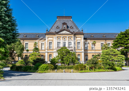 京都府庁旧本館（明治創建の日本最古の官公庁建物）重要文化財　ルネサンス様式の近代建築 135743241