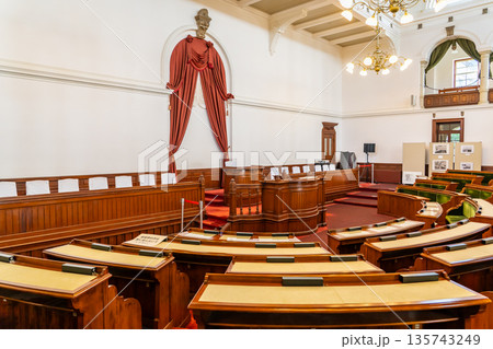 京都府庁旧議場(明治創建の日本最古の議場)重要文化財 京都府庁旧議場(明治創建の日本最古の議場)重要文化財 135743249