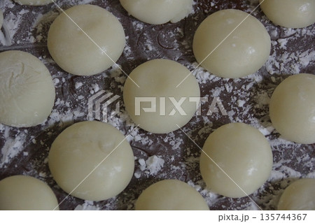 つきたての餅 135744367