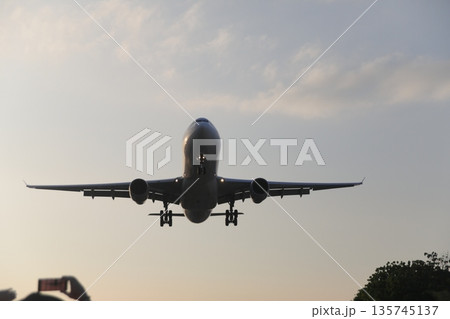 ボーイング 737 135745137