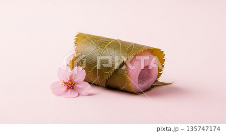 究極の和スイーツ。桜香る上品な長命寺 135747174