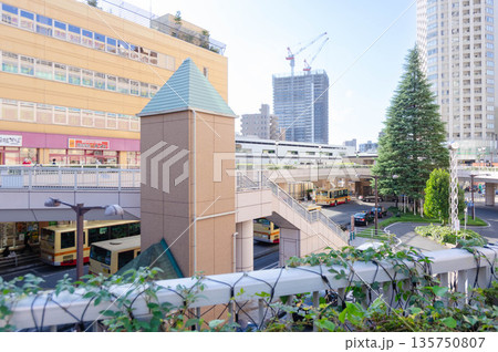 橋本駅北口より建設中のビル 橋本駅北口より建設中のビル 135750807