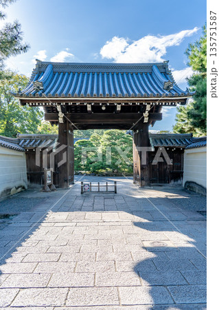 京都御苑 閑院宮邸跡収納展示館(公家の文化と京都御苑の歴史を紹介)四世襲親王家の一つ 京都御苑 閑院宮邸跡収納展示館(公家の文化と京都御苑の歴史を紹介)四世襲親王家の一つ 135751587