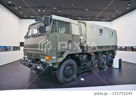 いすゞ自動車展示施設で公開されているトラック(SKW) いすゞ自動車展示施設で公開されているトラック(SKW) 135752245