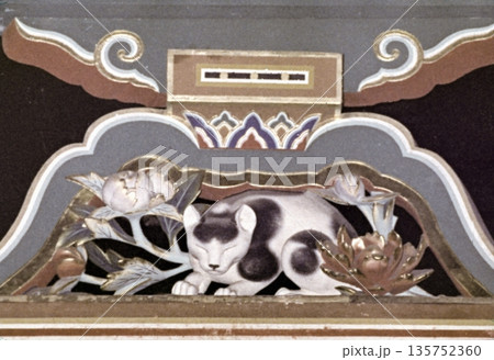 古写真　1962年　日光東照宮の眠り猫 135752360