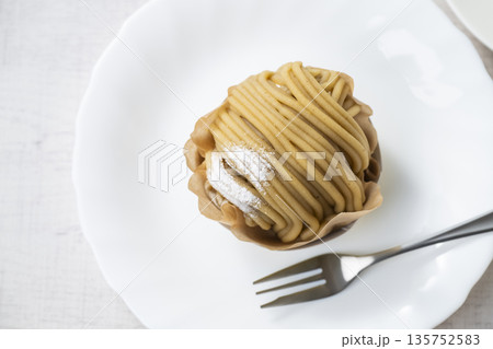 モンブランケーキ 135752583