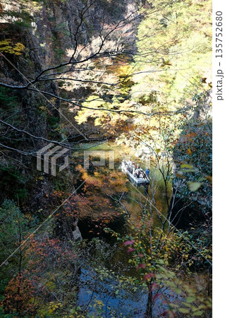 紅葉の三段峡黒淵 紅葉の三段峡黒淵 135752680