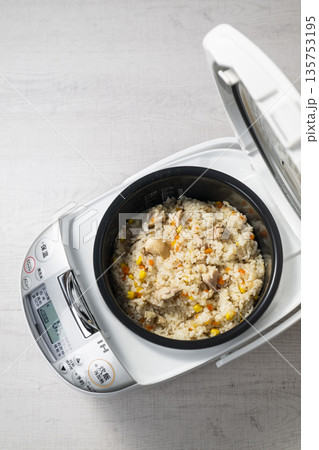 チキンピラフ　炊飯器 135753195