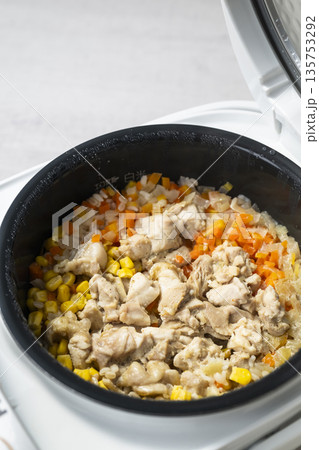 チキンピラフ 炊飯器 チキンピラフ 炊飯器 135753292