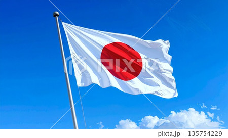 青空と風にはためく日本の国旗 135754229