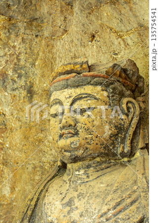 臼杵石仏の大日如来像 135754541