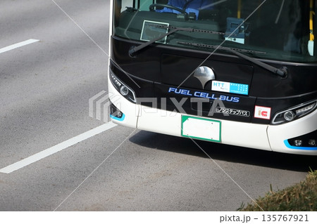 路線バス(水素燃料電池バス) 路線バス(水素燃料電池バス) 135767921