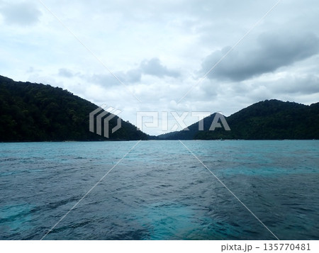 タイ　スリン諸島 135770481