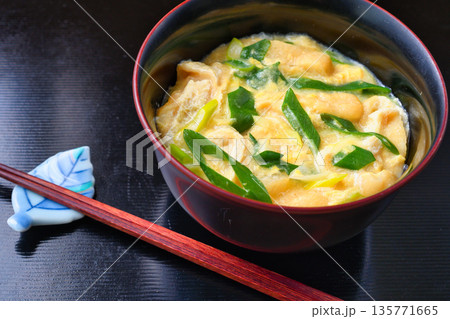 衣笠丼　京都のご当地どんぶり 135771665