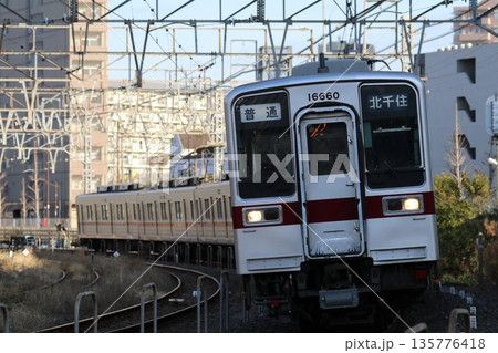202601　東武鉄道　10030型　16660　東武スカイツリーライン　牛田　北千住 135776418