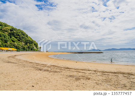 蒲郡市の西浦海水浴場周辺の風景(愛知県) 135777457