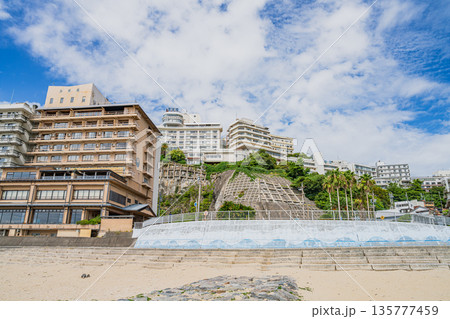 蒲郡市の西浦海水浴場周辺の風景(愛知県) 135777459