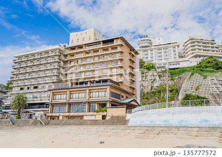 蒲郡市の西浦海水浴場周辺の風景(愛知県) 135777572