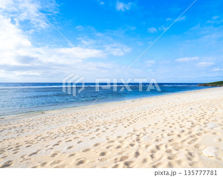ペムチ浜(沖縄県波照間島) ペムチ浜(沖縄県波照間島) 135777781